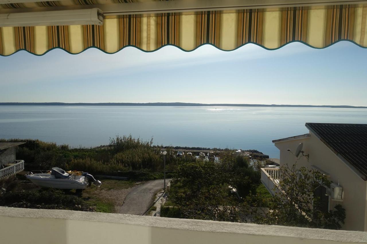 Apartments Galeb Ртина Екстериор снимка