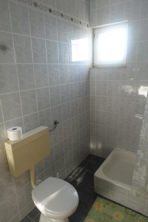 Apartments Galeb Ртина Екстериор снимка